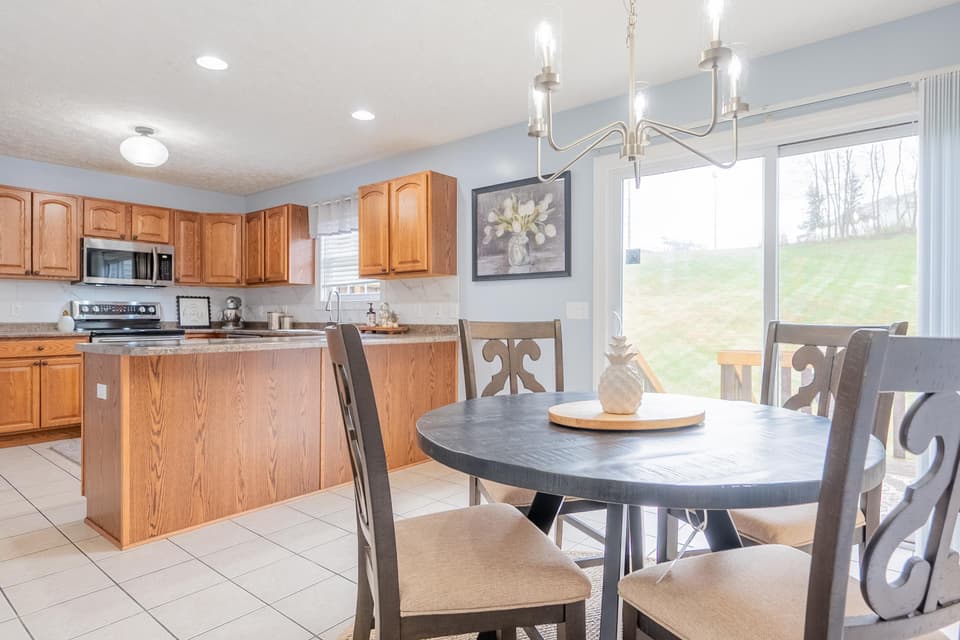 590 Tall Oak Boulevard, photo 23 of 40