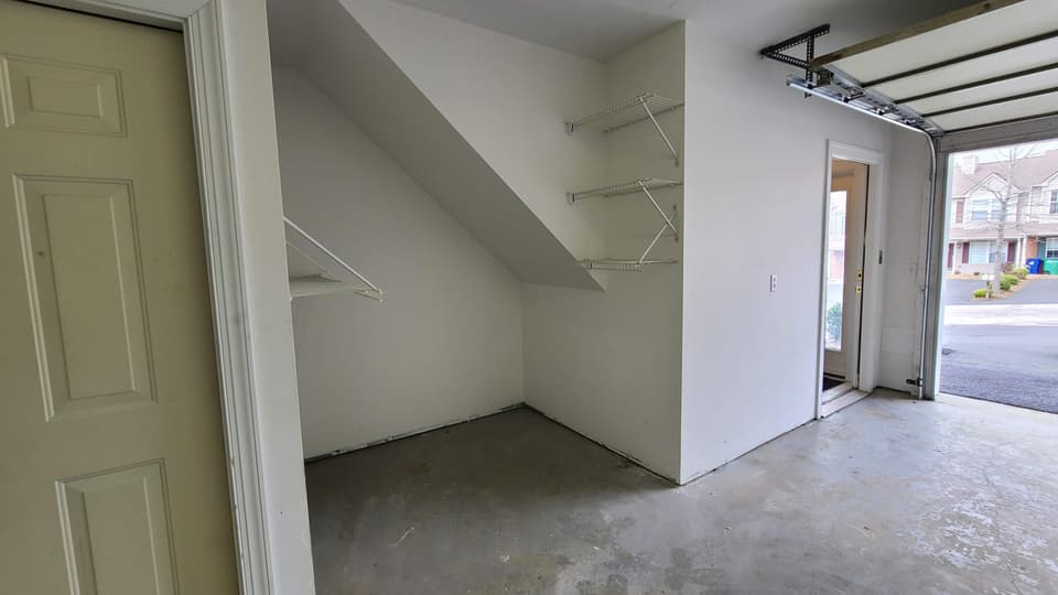 135 Blue Leaf Dr NW, photo 4 of 37