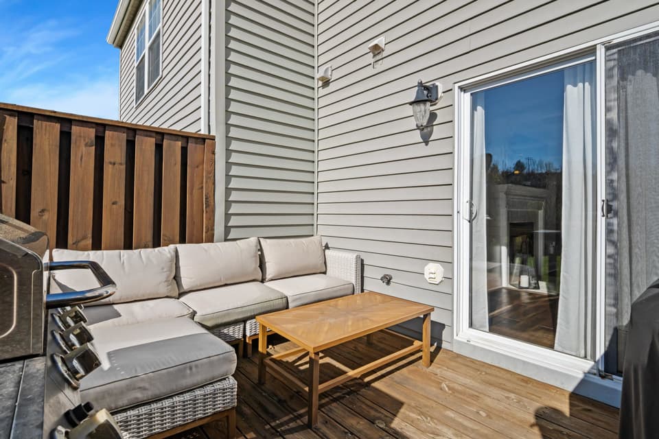 145 Blue Leaf Drive, photo 26 of 40