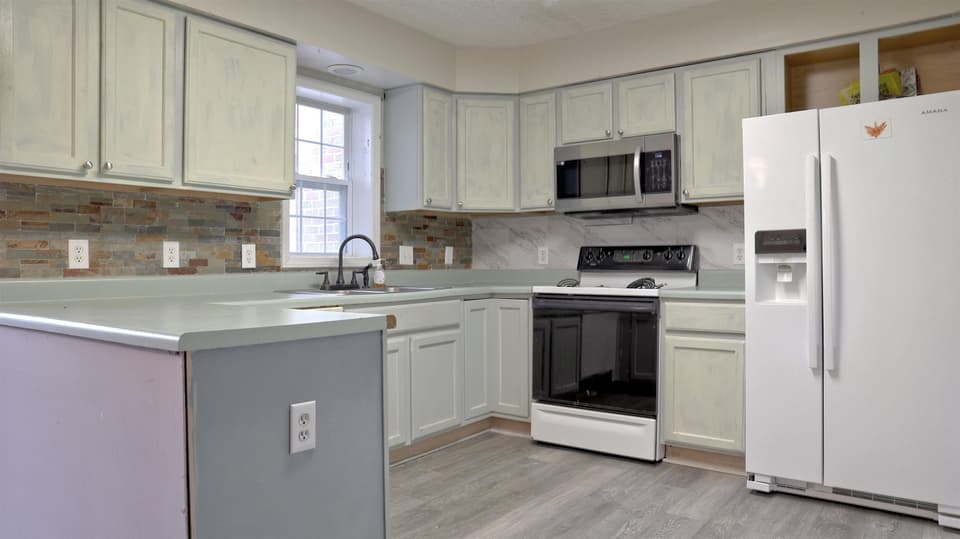 140 Hunters Ridge, photo 14 of 30