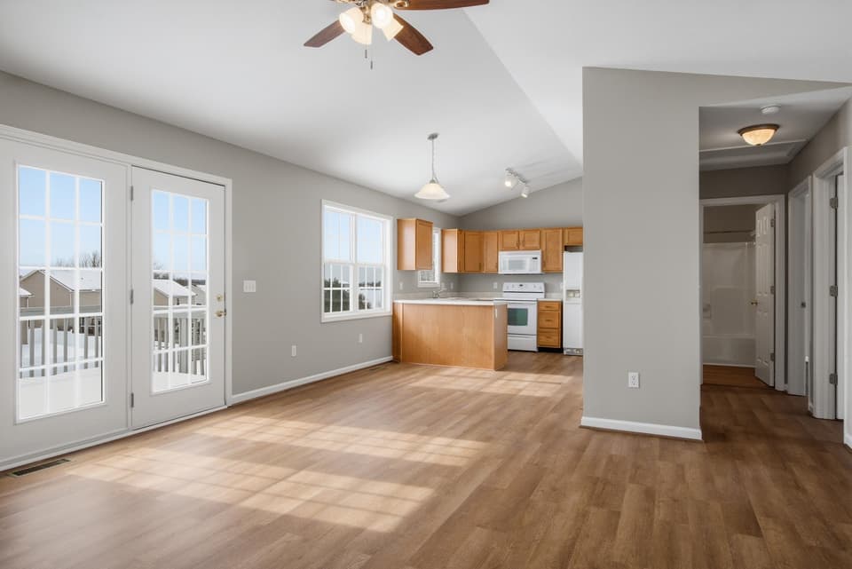 125 Aster Lane, photo 8 of 40