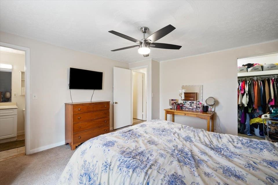625 Curtis Drive, photo 21 of 32