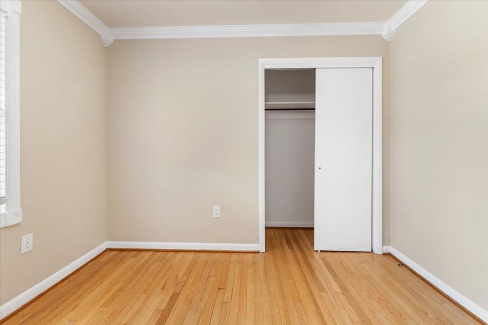 106 Miller Street SE, photo 23 of 40