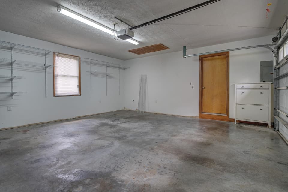 560 Independence Boulevard, photo 11 of 40