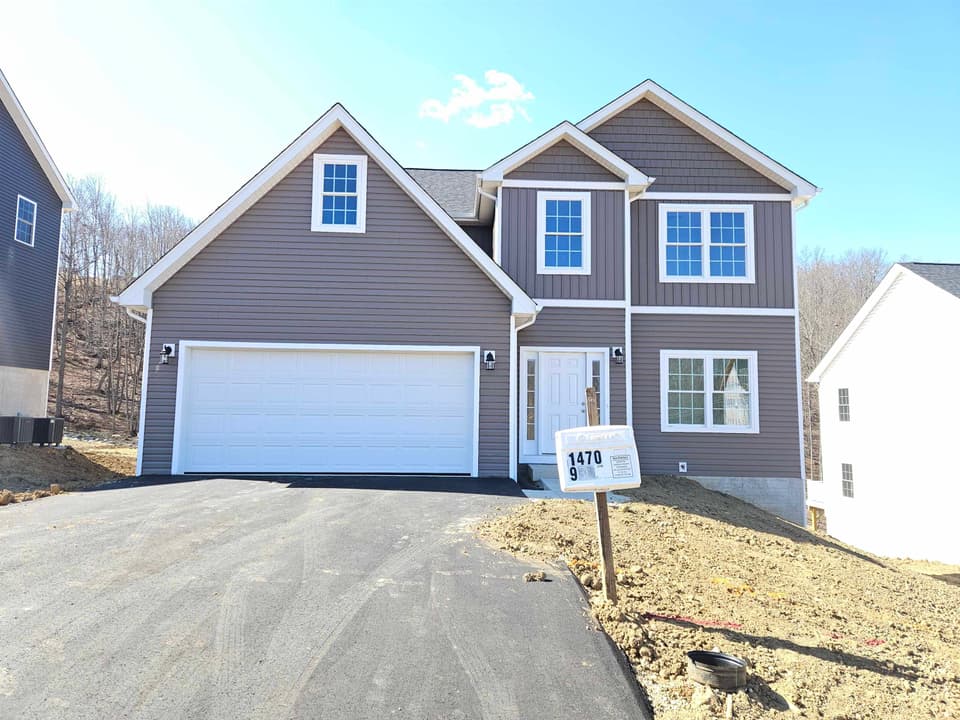 1470 Walnut Ridge Road, photo 2 of 40