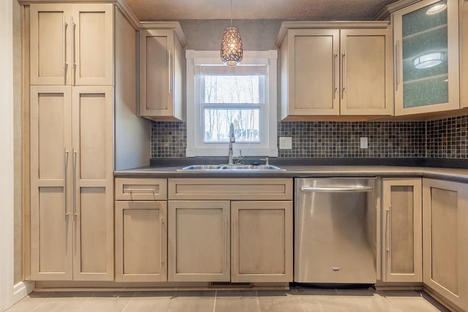 640 Lyle Lane, photo 22 of 40