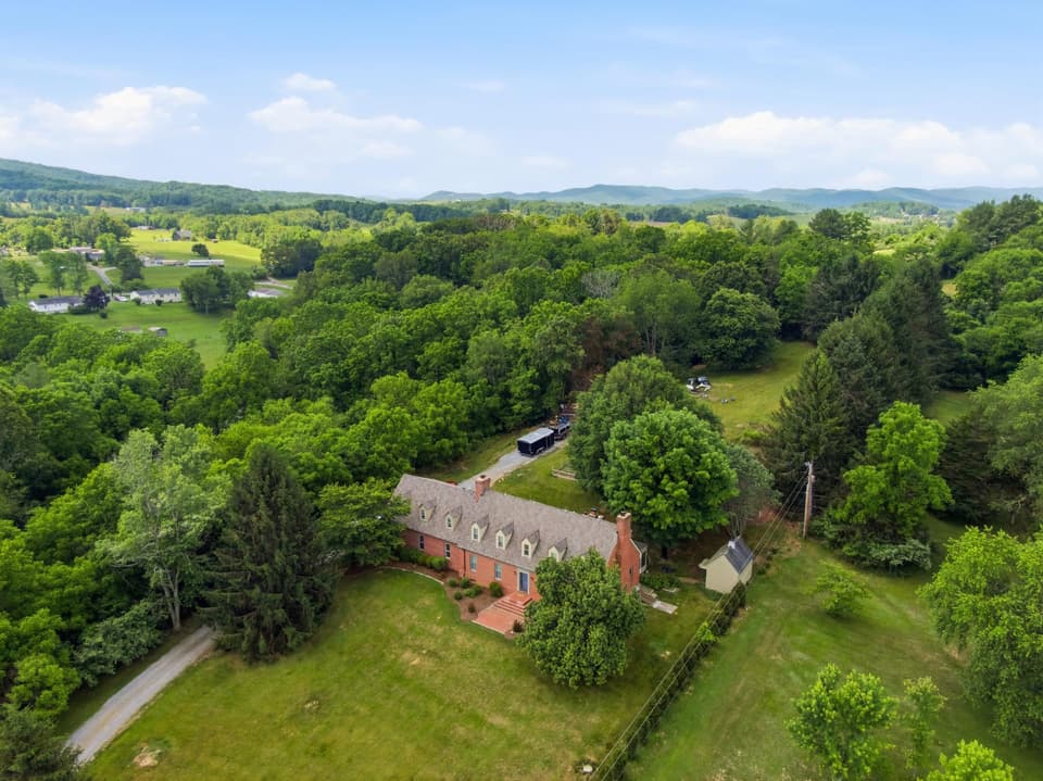 4299 Piney Woods Road, photo 11 of 40