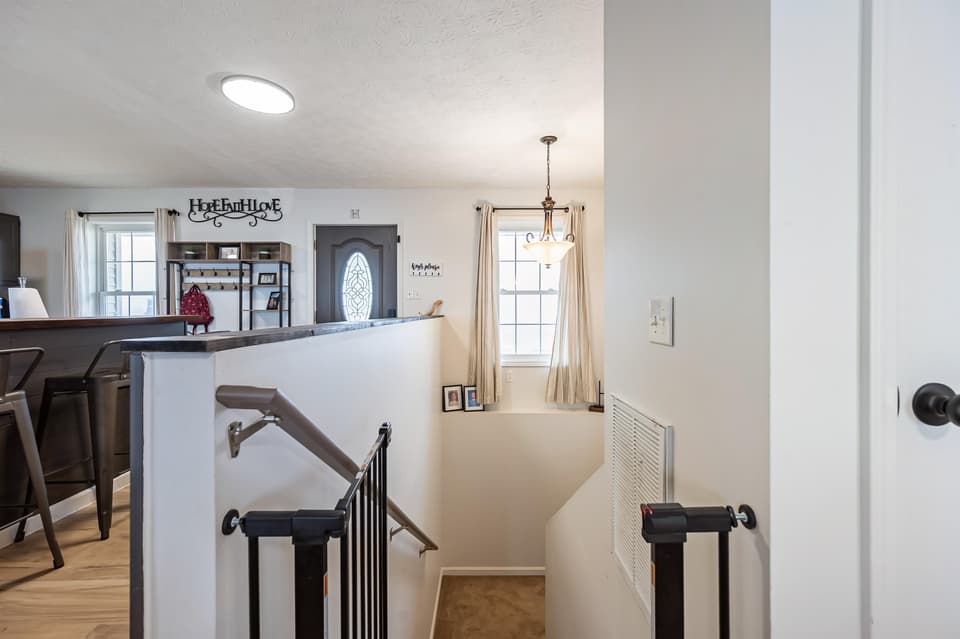 50 Woodridge Drive, photo 34 of 40