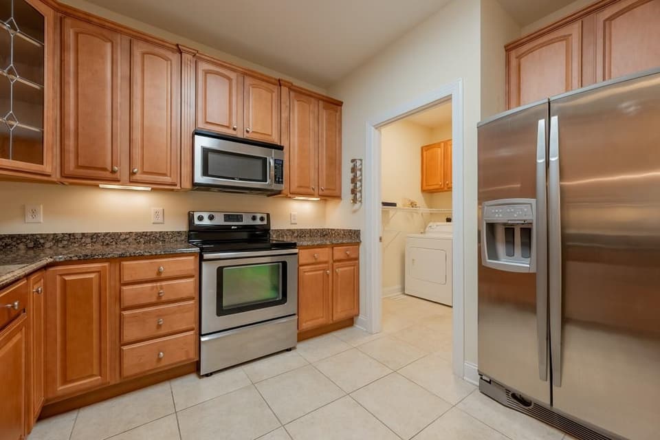 90 Phoenix Boulevard, photo 18 of 40