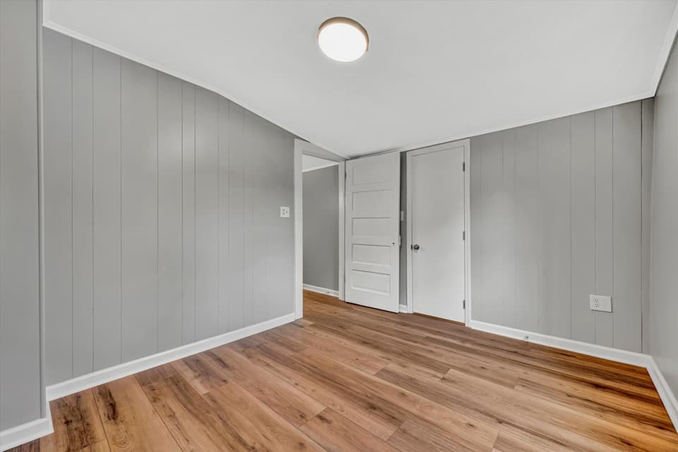 955 Church St NE, photo 26 of 33