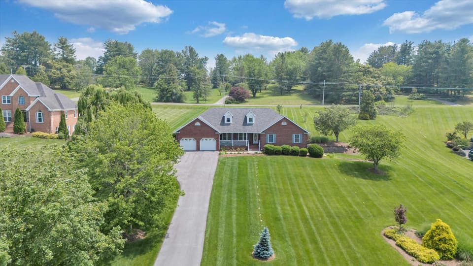 2055 Lake Vista Drive, photo 31 of 40