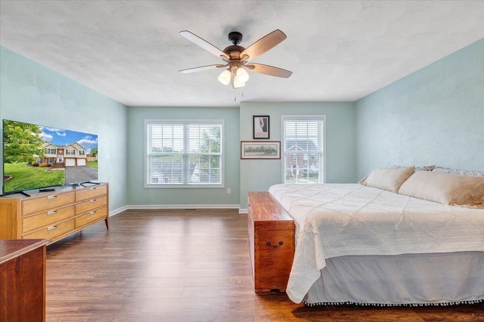 590 Keystone Drive, photo 17 of 37