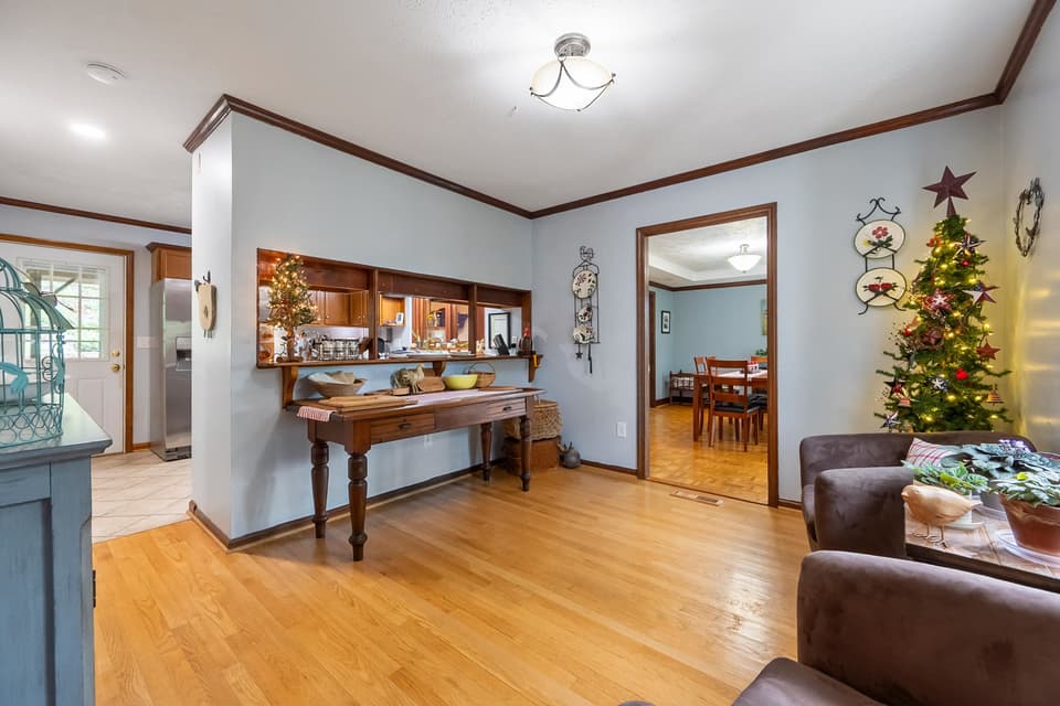 1160 Sherwood Drive, photo 31 of 40