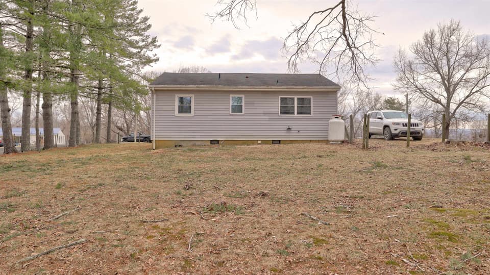 779 Dabney Road, photo 6 of 23