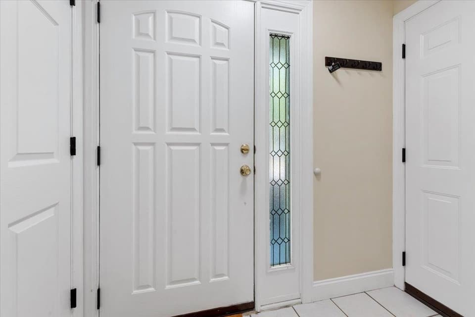 1215 Orange Leaf Court, photo 4 of 40