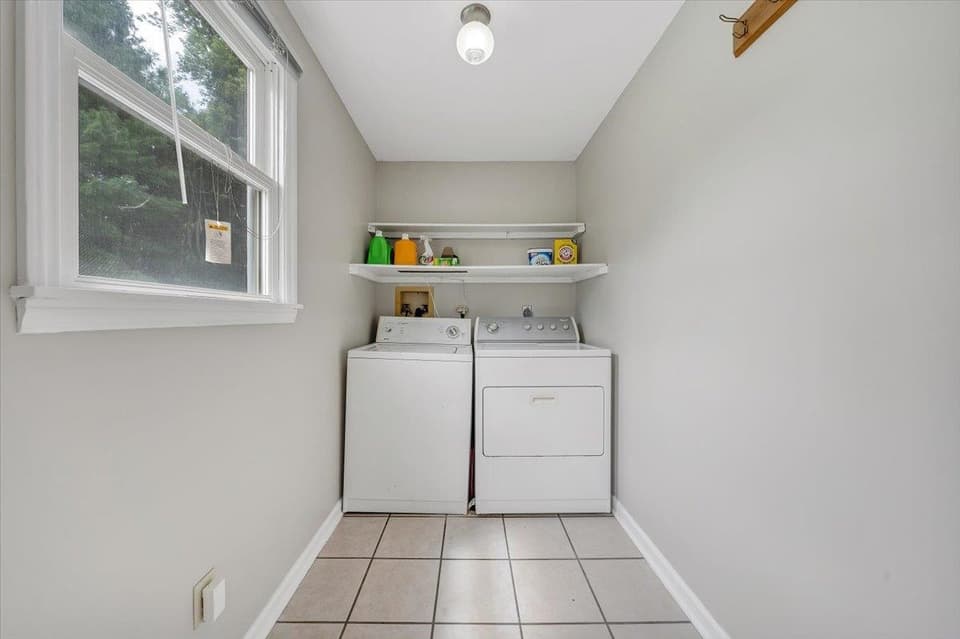 340 Montgomery Street, photo 20 of 32