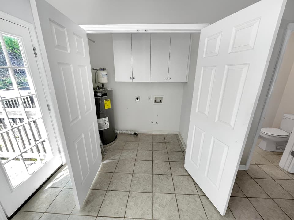 712 Park St, photo 12 of 27