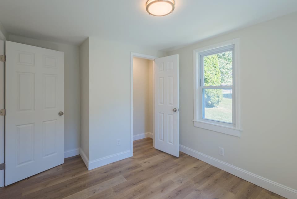 630 School Lane, photo 16 of 33