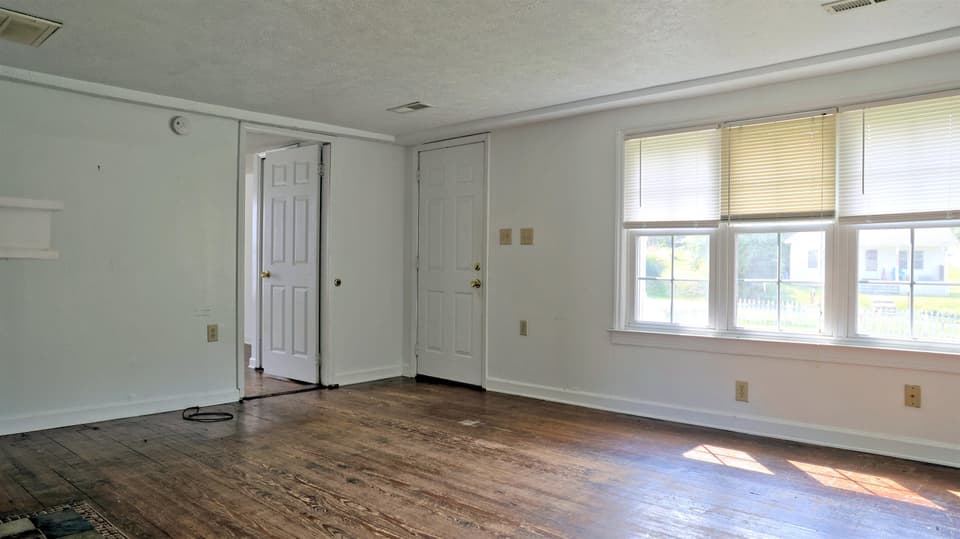 710 Ellett Road, photo 11 of 25