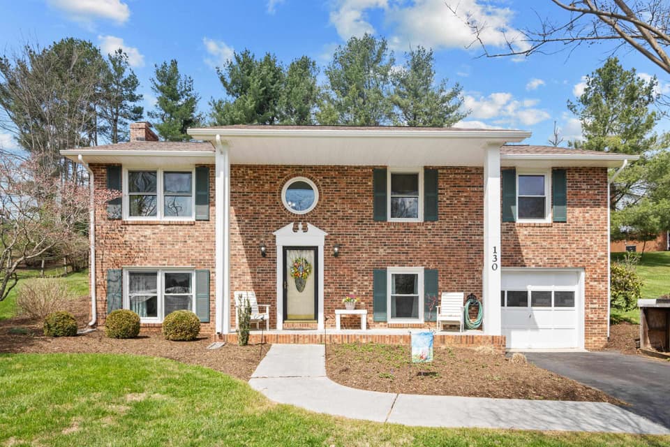 130 Somerset Street, Christiansburg, VA