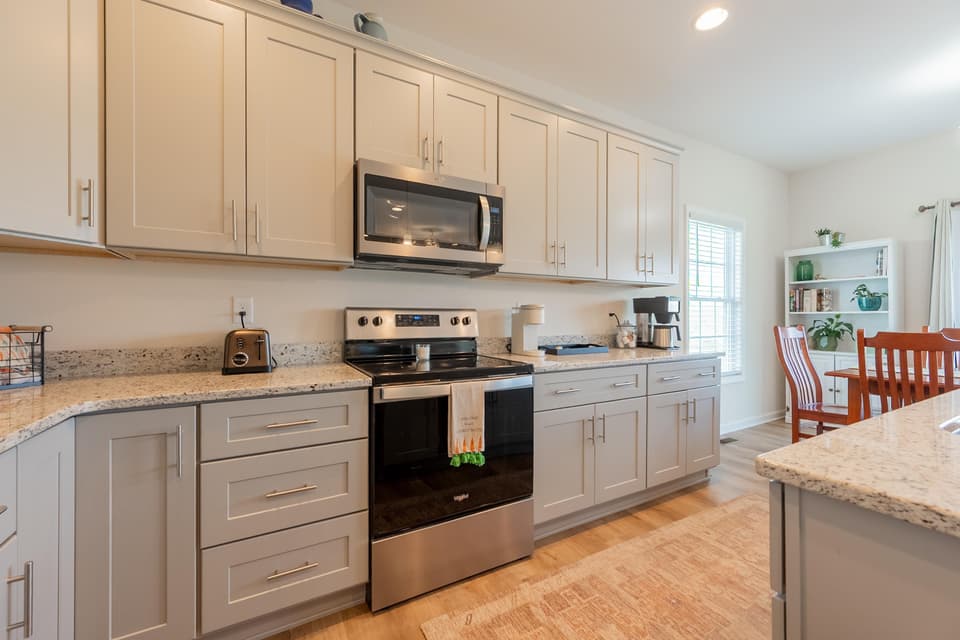 4175 Stanley Road, photo 8 of 29