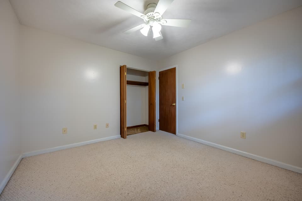 1115 Glen Court Unit B, photo 21 of 40
