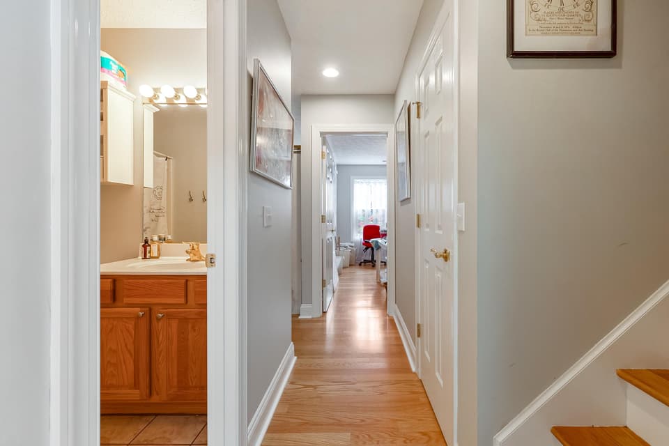 195 Tall Oak Boulevard, photo 31 of 40