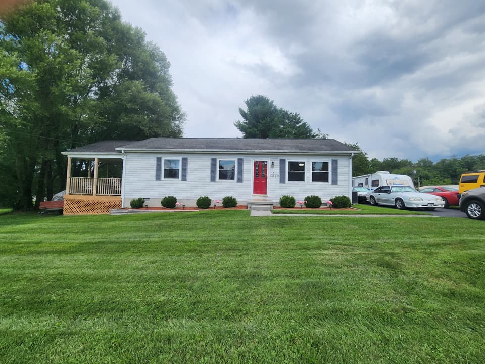 1620 Blair Street, photo 2 of 37
