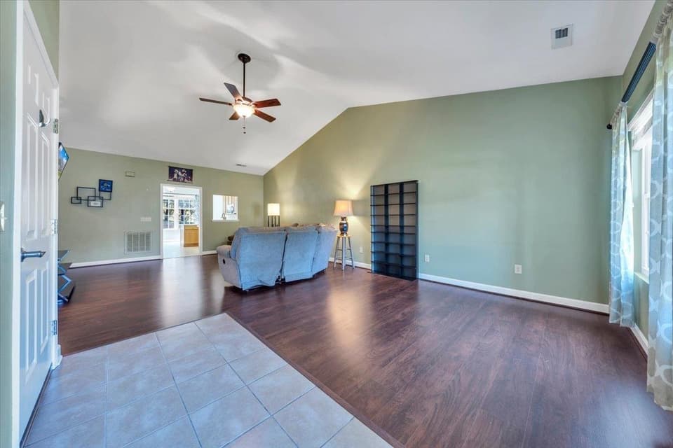 255 Slate Creek Drive NW, photo 2 of 28