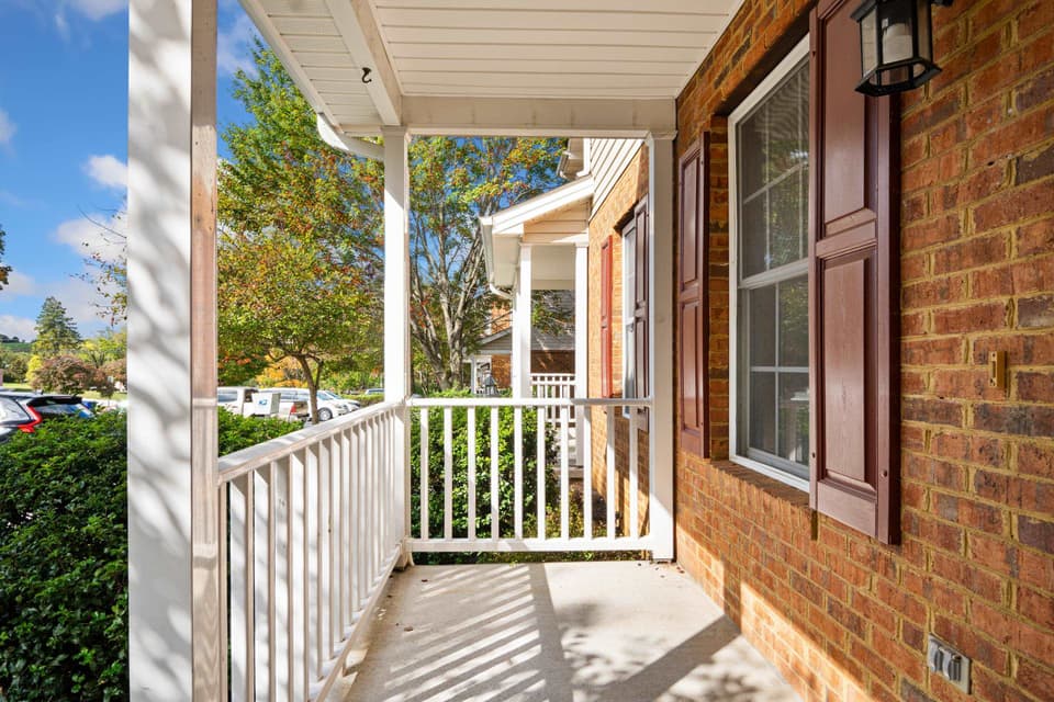 400 Wimmer Street, photo 33 of 33