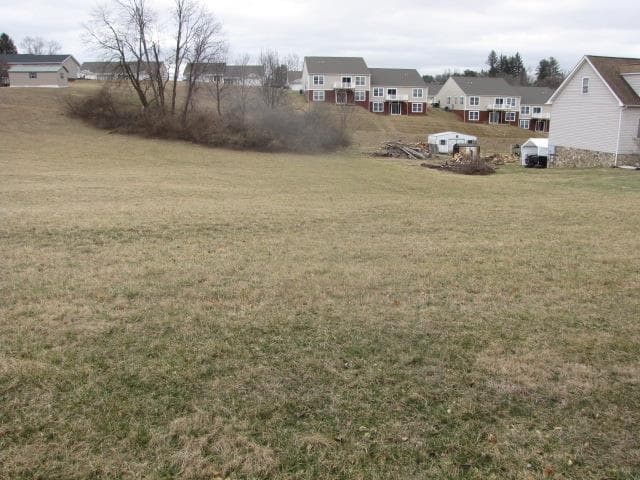 150 Almetta Avenue, photo 3 of 5