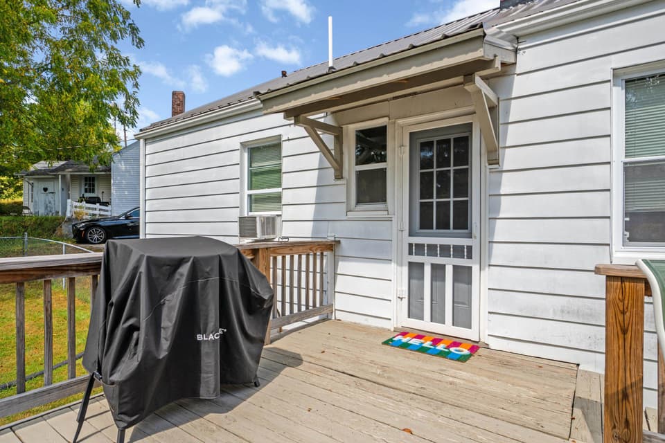 19 Victory Heights Drive NW, photo 14 of 31