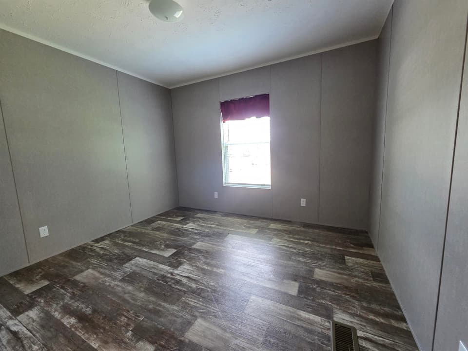 80 Boxwood Drive, photo 35 of 40