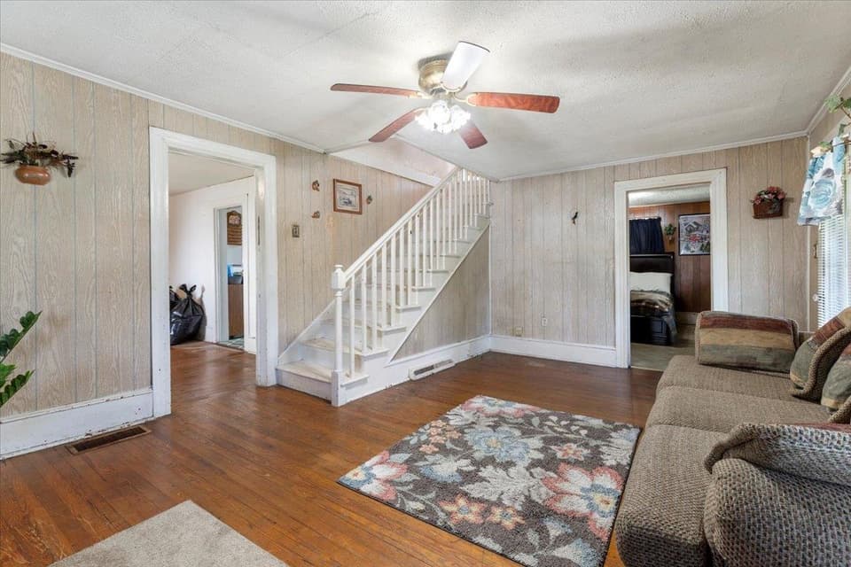1160 Montgomery Street, photo 38 of 40