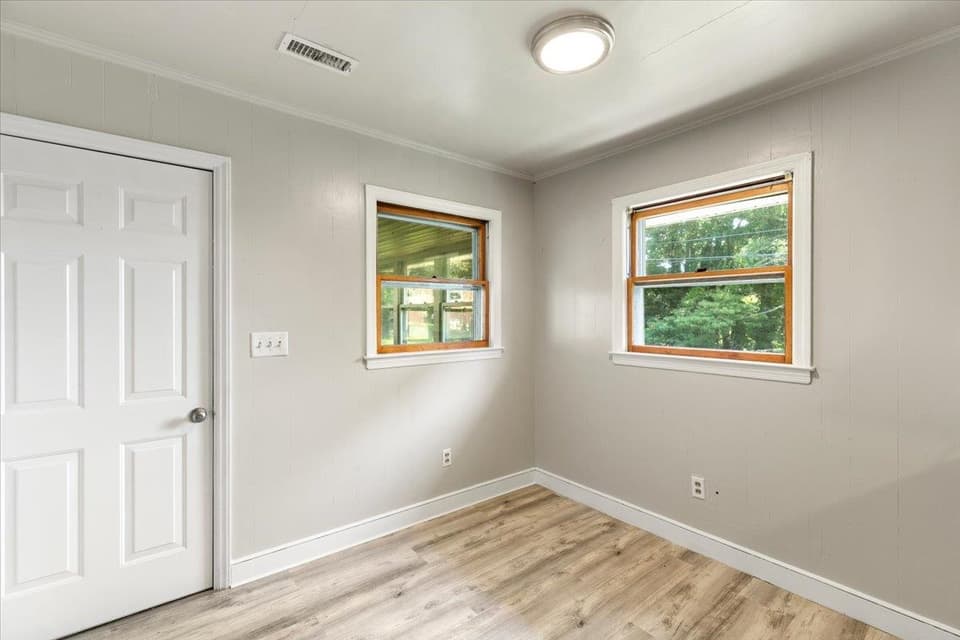 135 Griggs Street, photo 27 of 40