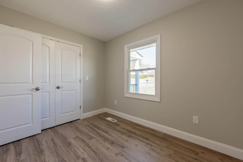230 Pelham Lane, photo 28 of 40