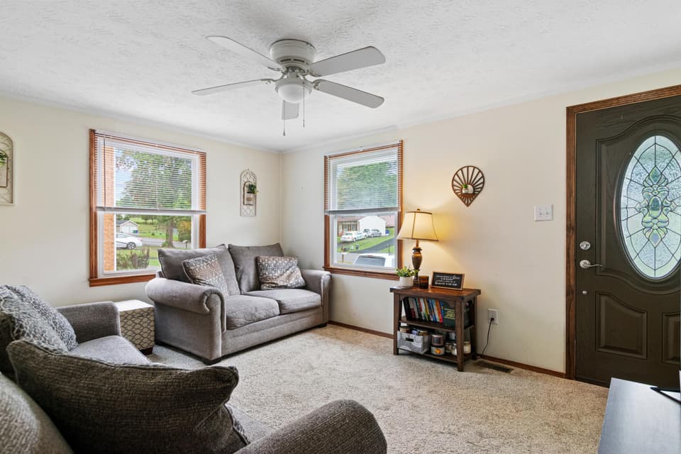 1525 Pine Street, photo 4 of 21