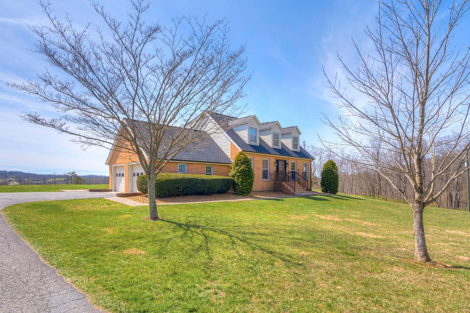 2565 Vicker Switch Rd, photo 4 of 38