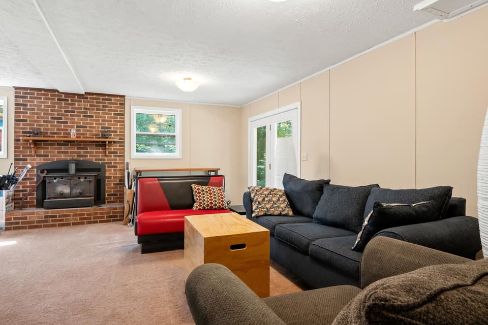 415 Tomahawk Drive, photo 28 of 40
