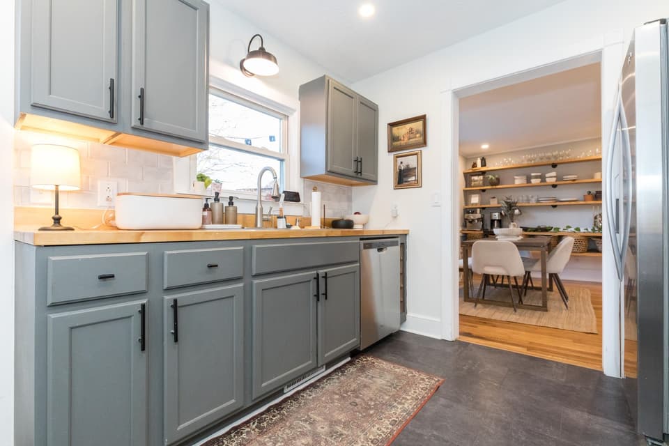 405 Lester Street, photo 34 of 40