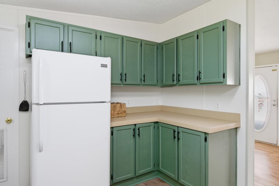 670 Liberty Street NE, photo 15 of 38