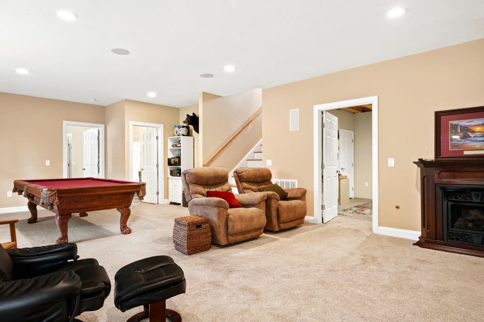 925 Brooklyn Avenue, photo 29 of 40