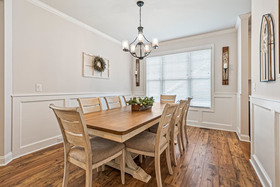 1042 Round Meadow Drive, photo 11 of 40