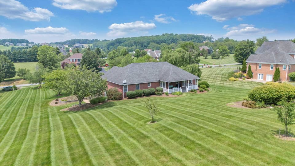 2055 Lake Vista Drive, photo 22 of 40
