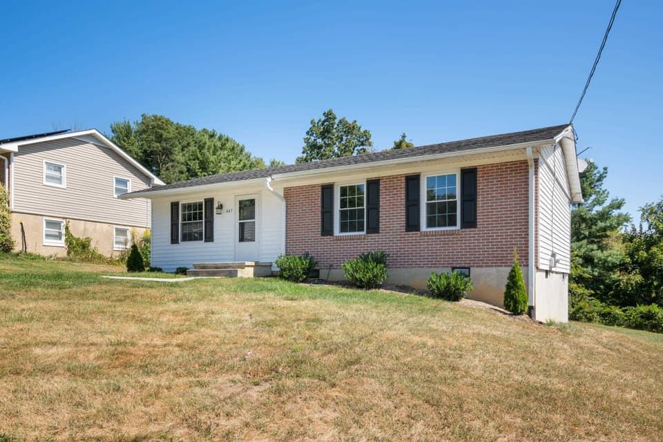 445 Rainbow Street, photo 30 of 31