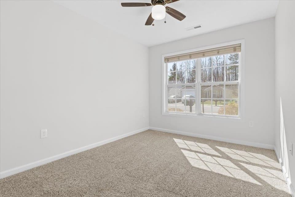 2150 Giles Drive, photo 6 of 37