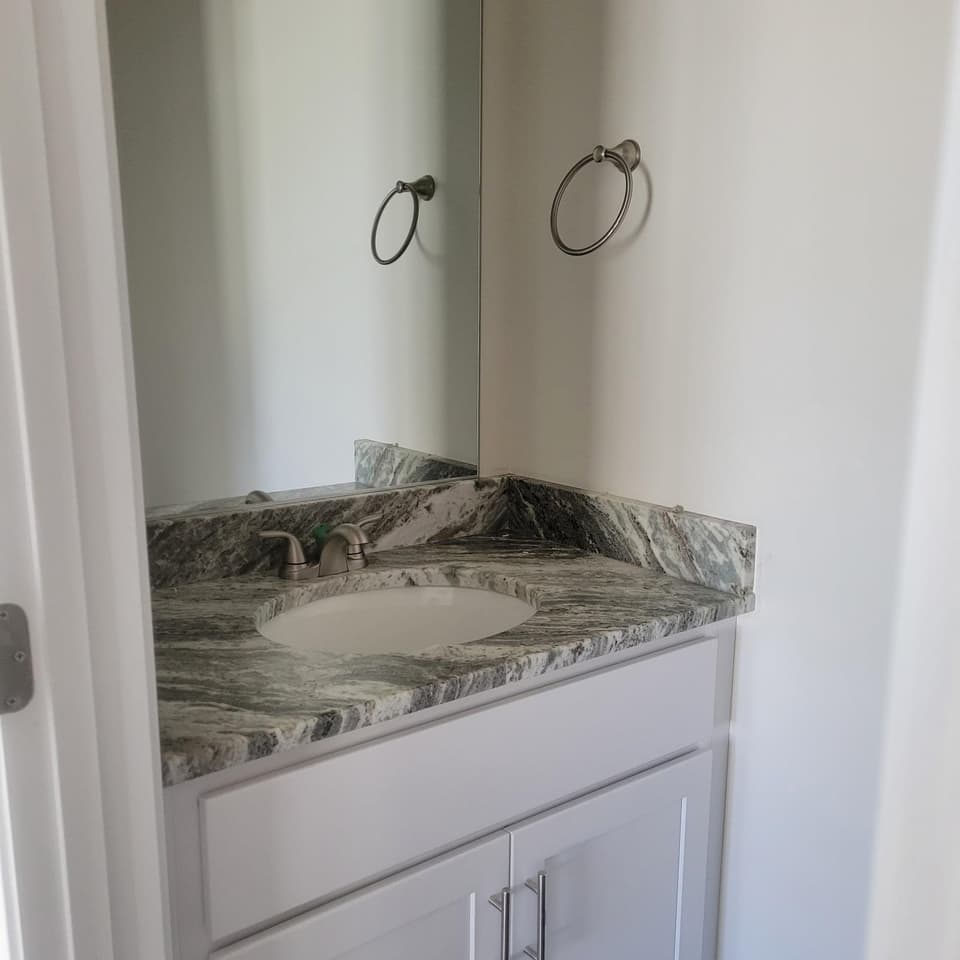 695 Liberty Street, photo 8 of 17