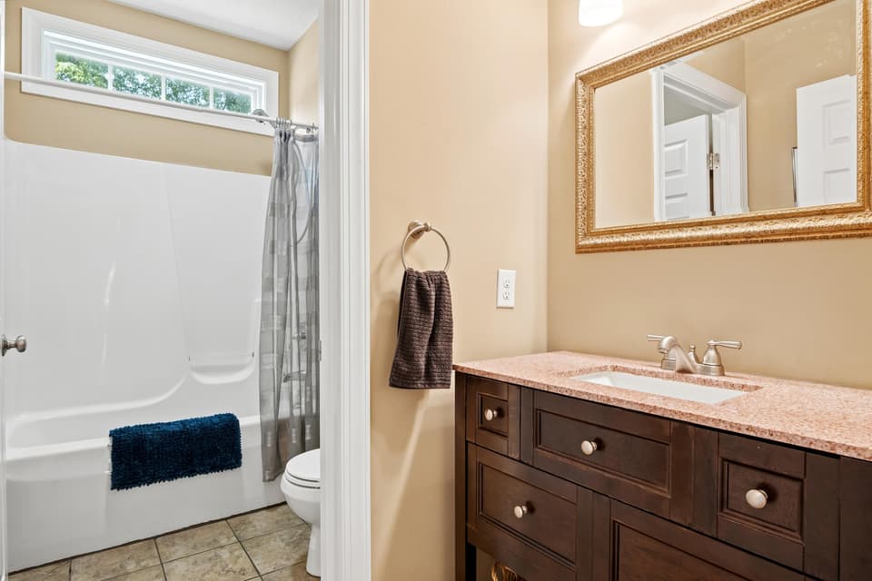 925 Brooklyn Avenue, photo 25 of 40