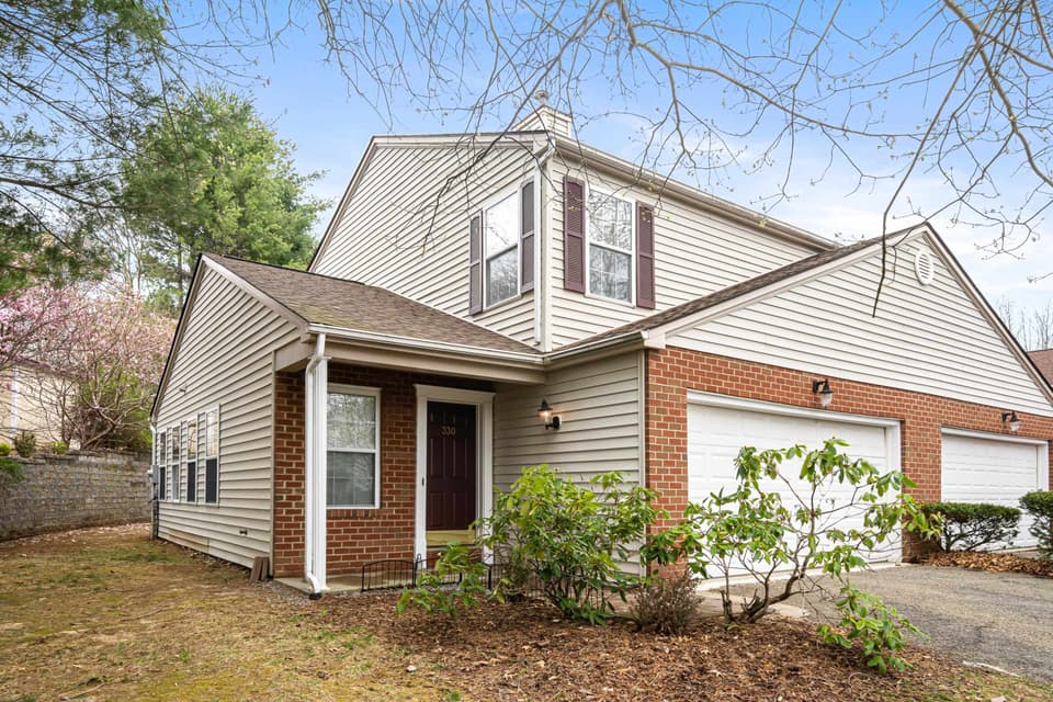 330 Bronze Leaf Drive, photo 2 of 31