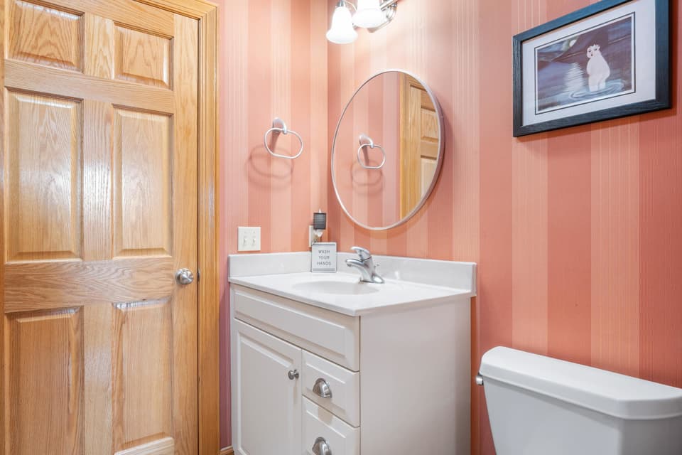 2360 Lake Vista Drive, photo 27 of 40